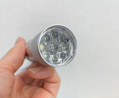 【山と高原地図ロゴ入り】ハンディライト LED9灯カラビナ付